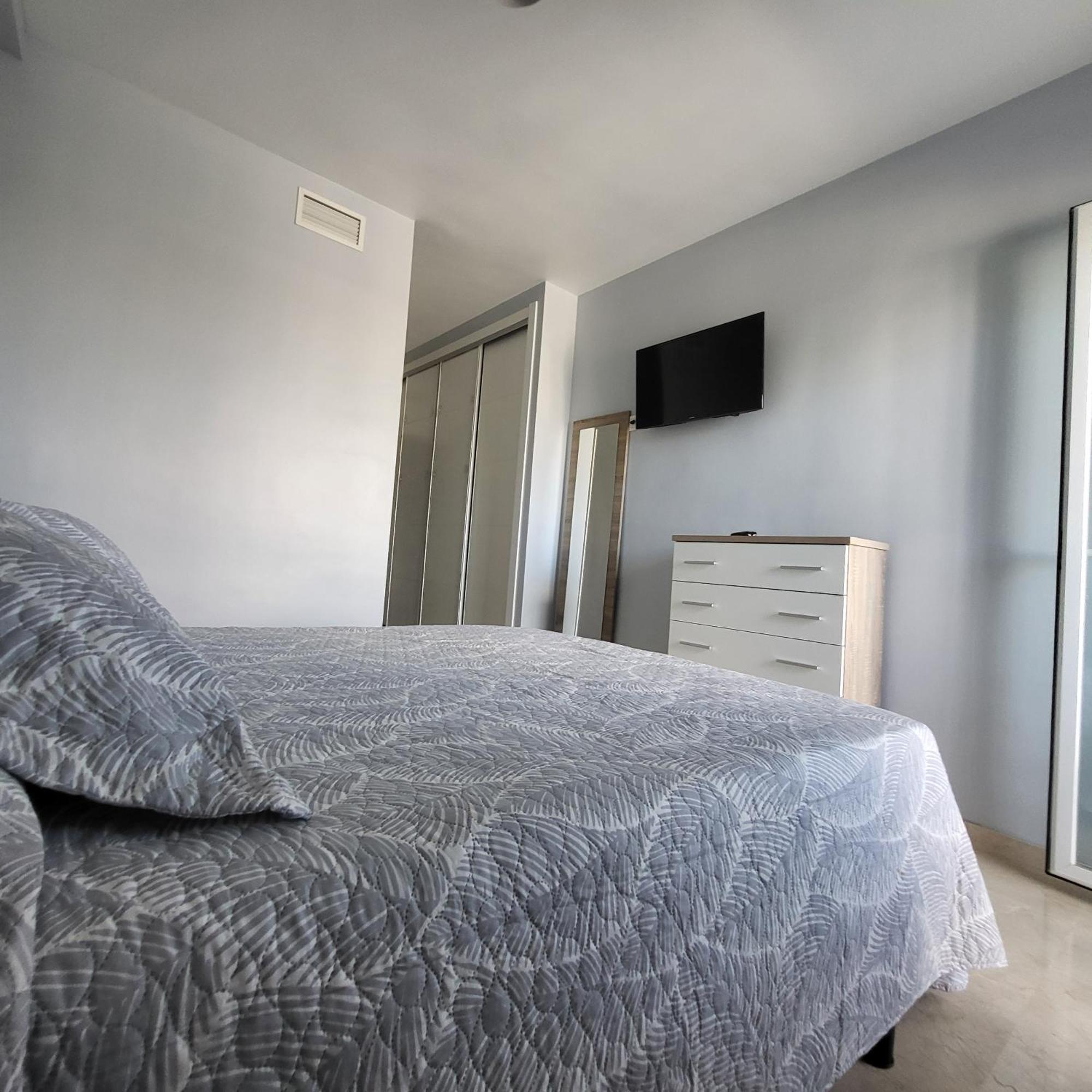 Golf En Baviera Con Vistas Al Mar Apartment Caleta De Velez Ngoại thất bức ảnh
